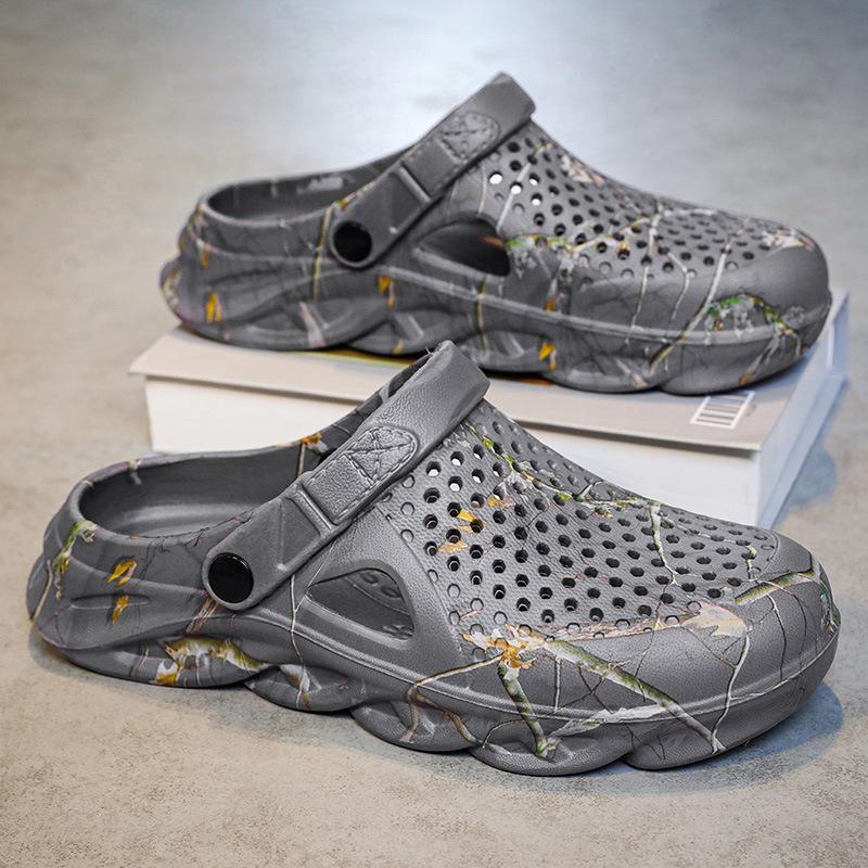 

2025 new men s summer bag head hole shoes wear half drag beach cool slippers casual fashion cool 45 темно-серого