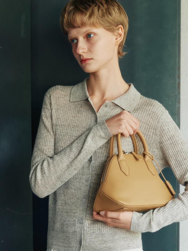 Komorebi Museum Handmade Pentagon Square Tote Bag | Beige | B08-2