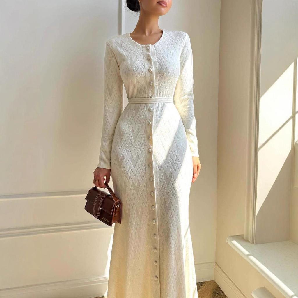 2025 Autumn Women's Retro European & American Style Slimming Buttoned Round Neck Long Sleeve Dress