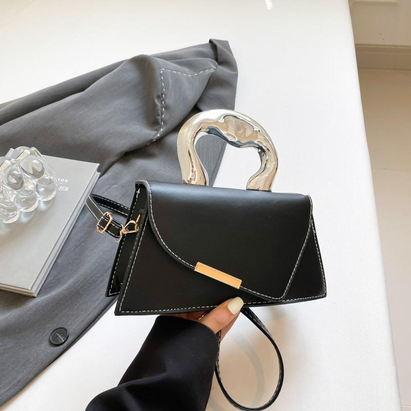 New fashion light luxury solid color high-end temperament versatile niche portable shoulder messenger bag