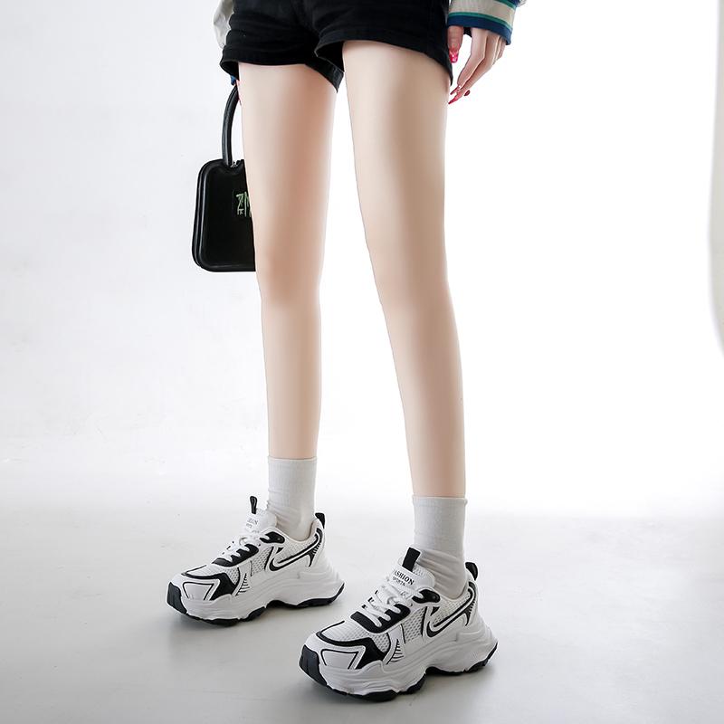 Jaro a Podzim Nové Dámské Boty Kůže Prodyšné Stříbrné Ležérní Boty Síťovina Silná Podrážka Měkká Podrážka Ultra Lehké Tenisky