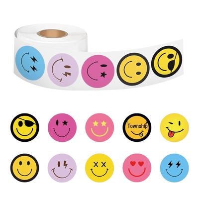 500 Smiley-Gesicht-Aufkleber/Rolle: Dekorative Versiegelungsaufkleber für Schülerhefte