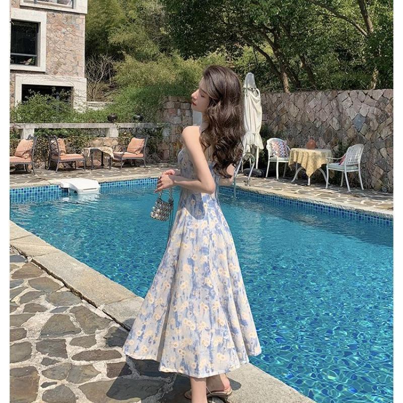 Blue oil painting long dress seaside vacation beach dress floral suspender dress women's spring high-end women's clothing