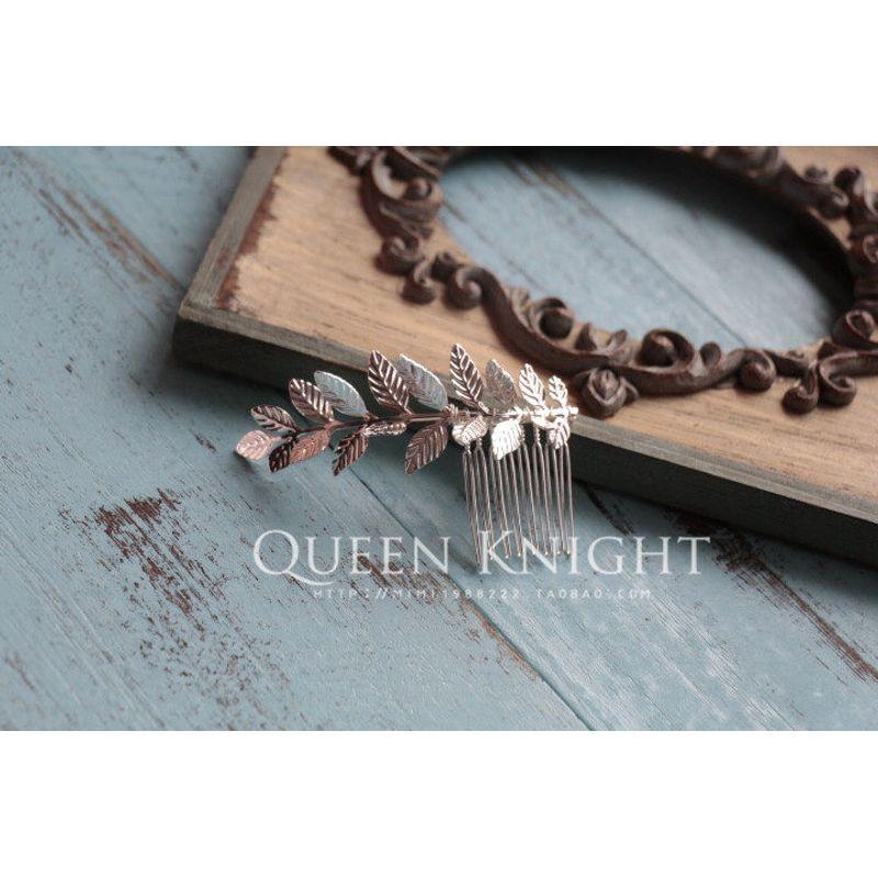 

Retro Color-Preserving Bridal Stage Photo Headdress Hair Comb Silver Single Facing Left Leaf