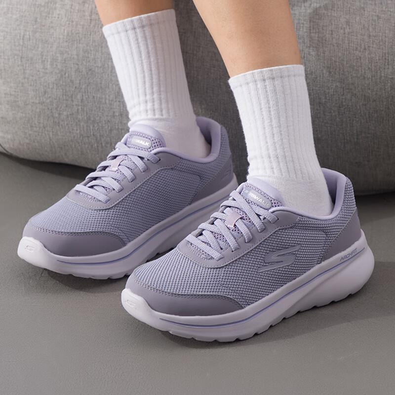 Skechers Women s 125842 Lifestyle Walking Shoes US 7