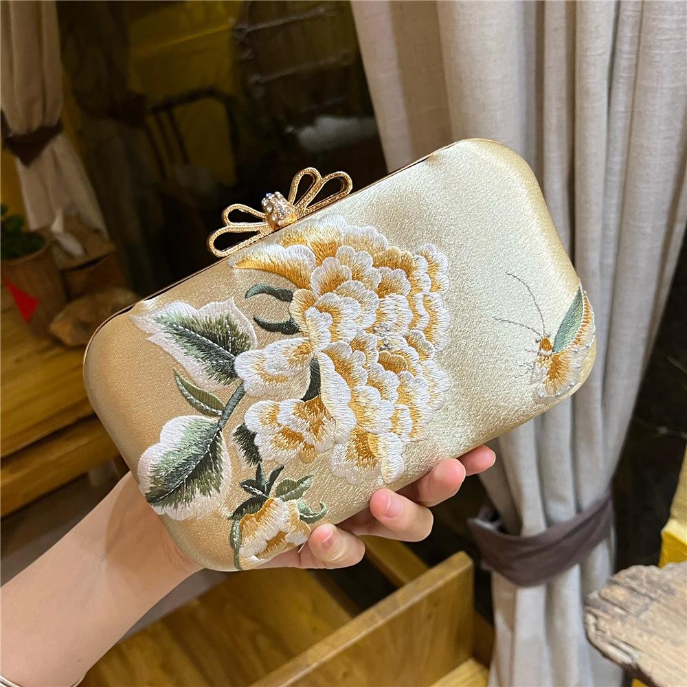 Golden Peony Handbag Cheongsam Handbag Small Square Embroidery Bag Banquet Wedding Bag Clutch Purses for Women Evening