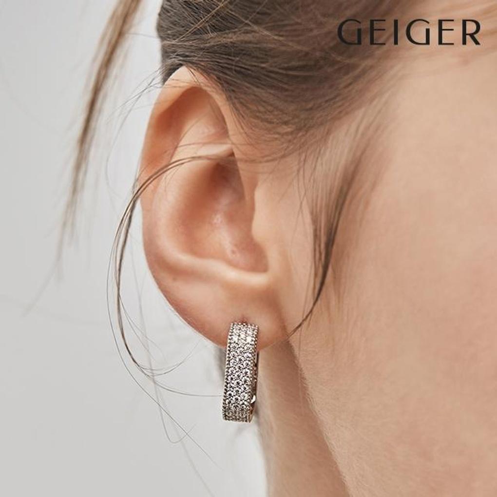 Silver Oversized One-Touch Fine Earrings GISVEE124