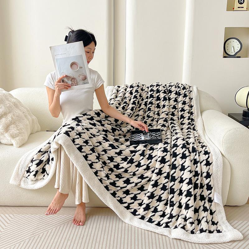 Thousand Bird Patterned Knitted Blanket