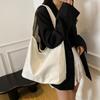 Retro large-capacity tote bag women's 2025 spring new trendy fashion simple shoulder bag niche foreign style underarm bag