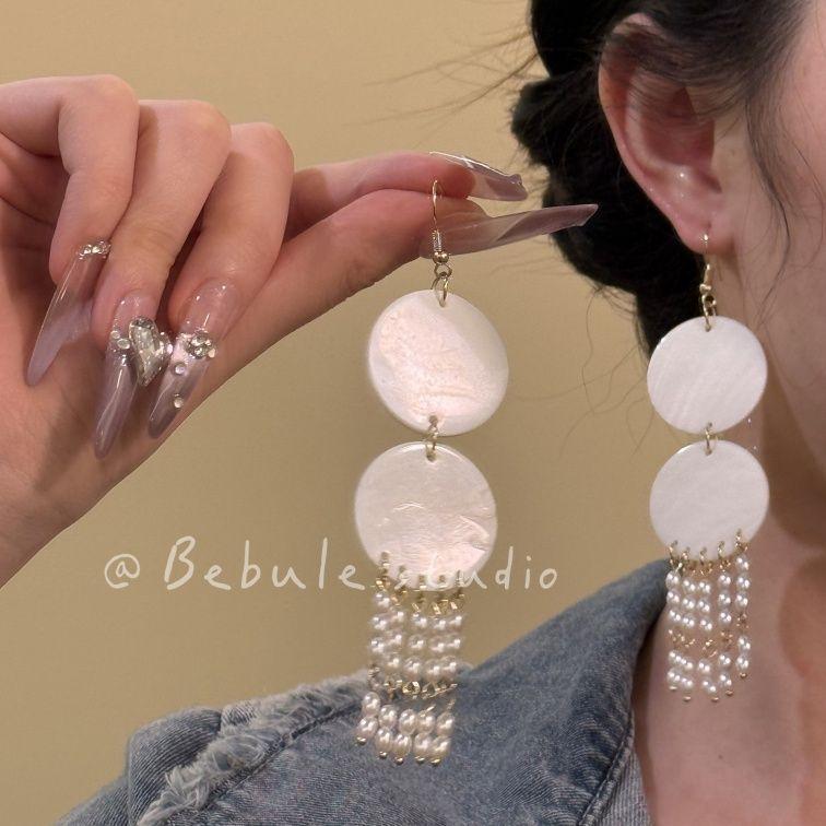 

Преувеличенные серьги-крючки с бахромой из искусственного жемчуга, женственные, нишевые, универсальные, серьги класса люкс, высококлассные серьги