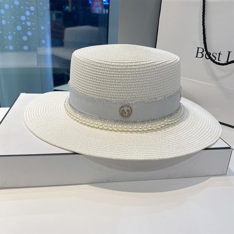 Straw hat women's spring and summer versatile pearl M letter flat top top top hat big brim sunshade sunscreen beach hat shows small face