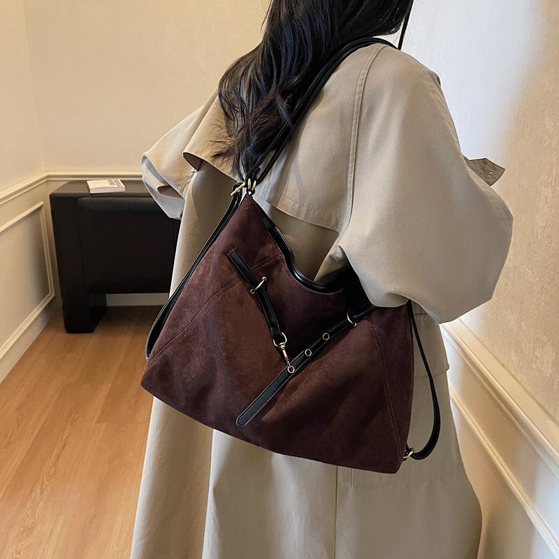 Backpack Women's Fall/Winter 2025 Vintage Maillard Shoulder Bag Large Capacity Tote Bag Commuter Messenger Bag
