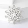 Rhinestone Snowflake Brooch for Women Unisex Pearl Flower Pins Banquet Party Backpack Gifts Jewelry Accessories