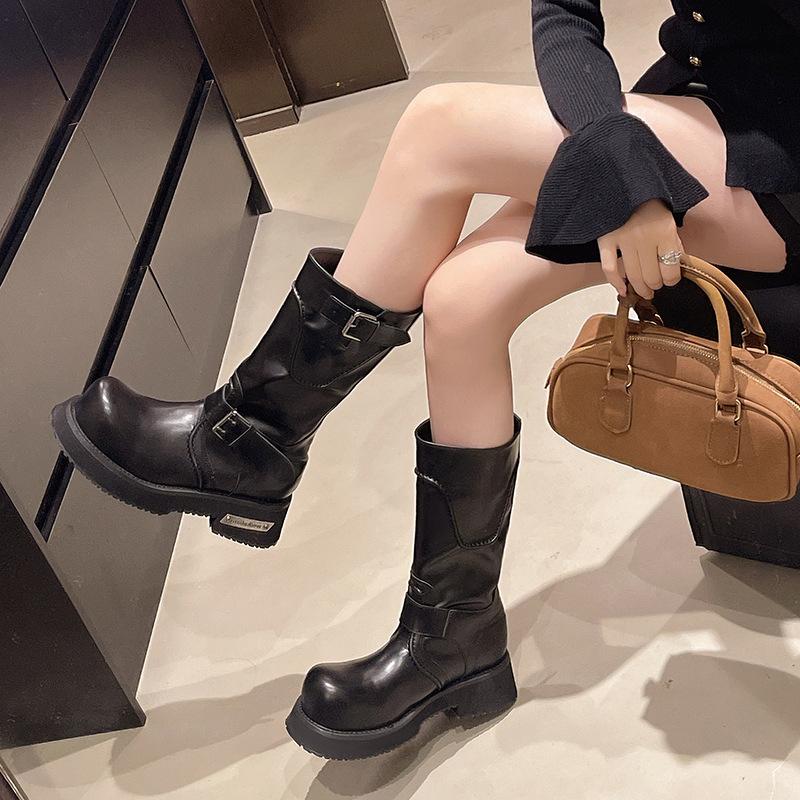 Retro thick-soled high Martin boots women's 2025 new British style belt buckle tooling boots sleeve large size locomotive boots
