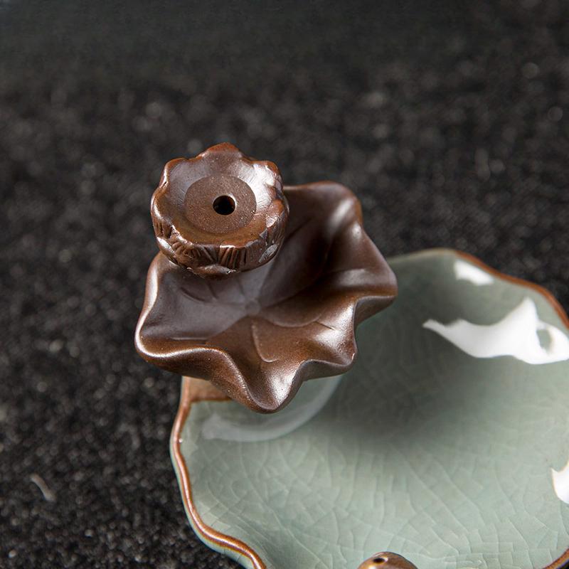 Reverse Flow Incense Burner Ornament, Home Indoor Zen Tea Ceremony, Chinese Style Lotus Shape Aromatherapy Stove Decoration, 1Pc