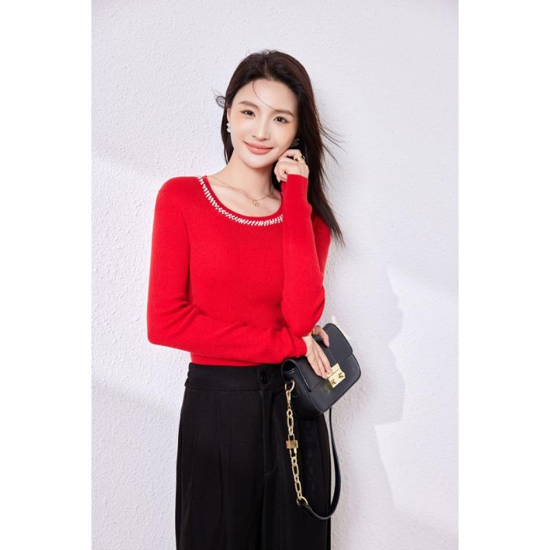 

Design sense contains silk wool sweater women s new early autumn beaded top low round neck knitted sweater base versatile sweater 120 (110-67.5 kg) красный