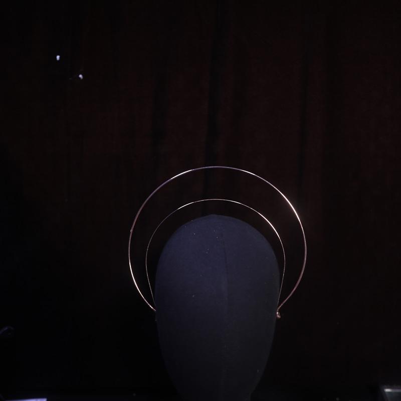 Εξατομικευμένα Αξεσουάρ Μαλλιών Δημιουργική Διπλή Μεταλλική Στέκα Μόδα Πάρτι Γενέθλια Υπερβολική Απλή Στέκα Καρφίτσα Μαλλιών