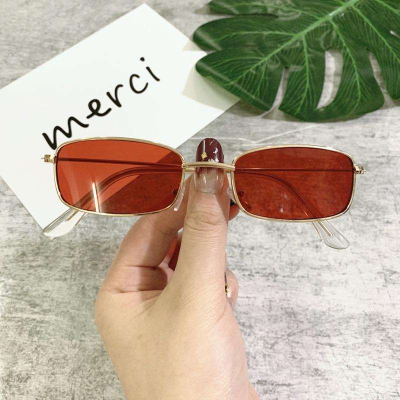 UV400 Classic Retro Metal Rectangle Sunglasses Unisex Vintage Design Lens Sun Glasses Small Oval Glasses Eyewear for Women Men