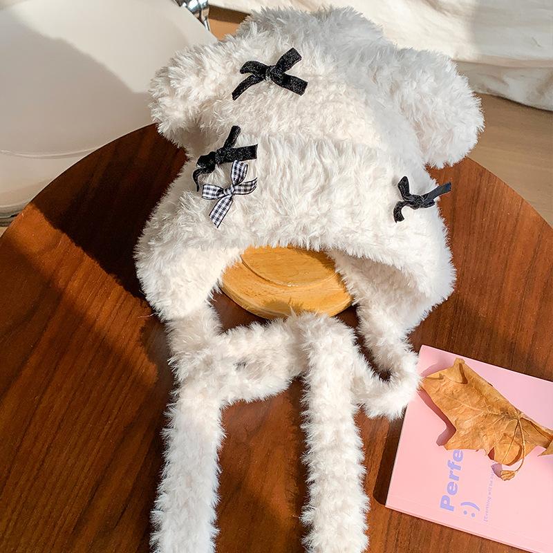 

Плюшевая шапка женская осенне-зимняя новая шапка из шерсти с бантом в виде медведя, милая атмосфера, универсальная, с защитой для ушей M（56-58cm）