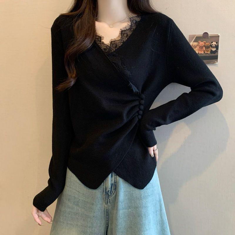 Casual T Shirt For Women With Lace Collage And Deep V Neck In Soft Fabric For Office Wear