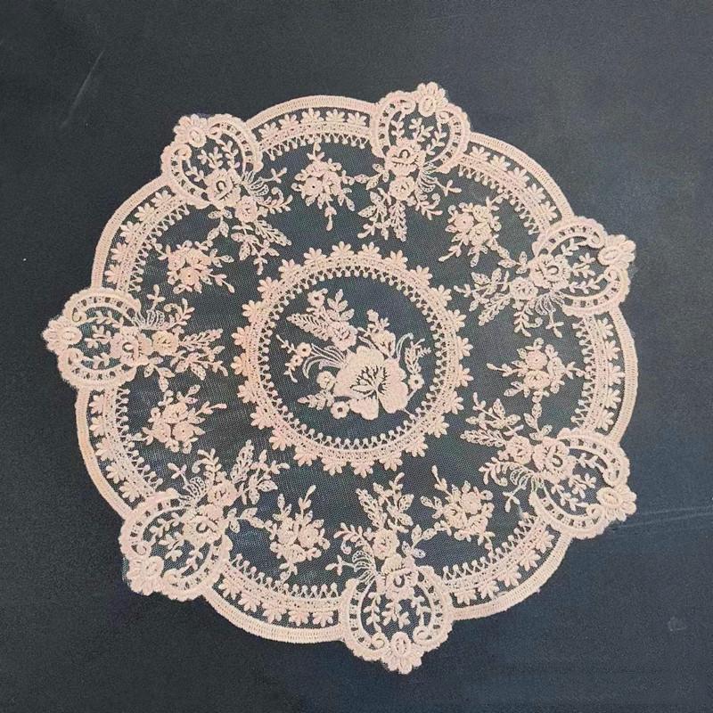 

33см Красивый узор Подставка под стол Ретро Французское кружево Подставка под кофейную чашку Вышитая салфетка Подставка под вазу Настольная лампа Украшение Реквизит для фото Салфетка 33cm
