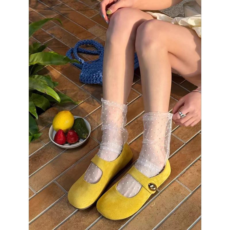 

Autumn new square round head design metal accessories Velcro small single shoes grandma shoes non-slip and wear-resistant 35