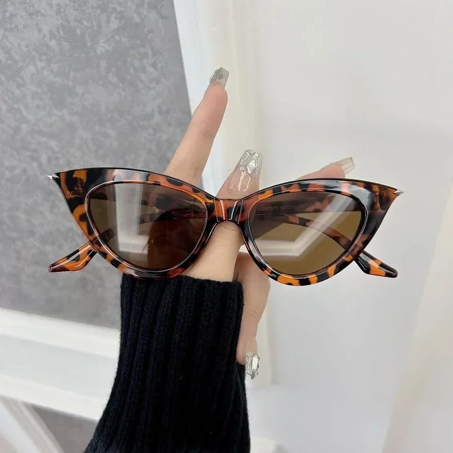 Vintage Women Fashion Square Sunglasses Retro Black Sun Glasses Female Male Eyewear