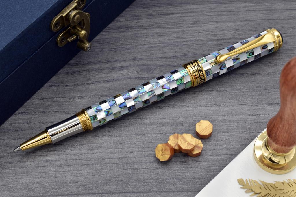 Xexo Maestro Jubilee Rollerball Fine Oceanic White and Iridescent Paua Abalone 18K Gold Limited Edition of Only 223 Pen, Point. Mother-of-pearl Shell.