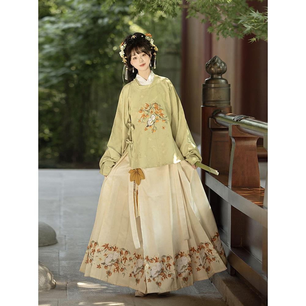 Chinesischer Ming-Dynastie-Stil Hanfu Rundhalsrobe Pipa-Ärmel Pferdegesicht-Rock Anzug für Frauen