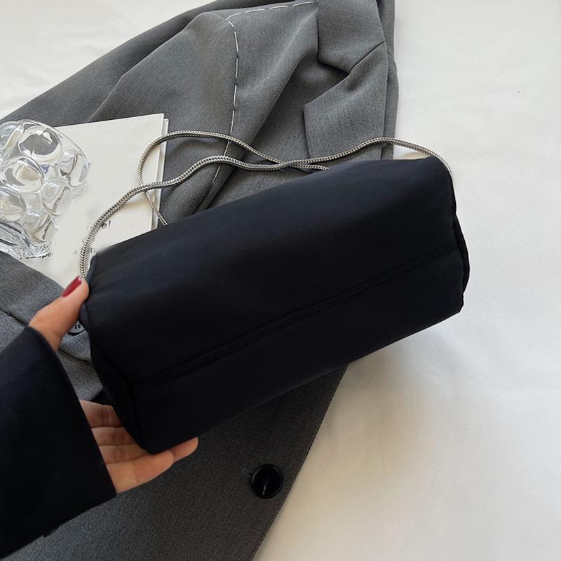 Fashion Versatile Chain Crossbody Mobile Phone Bag Autumn and Winter Nylon Women's Shoulder Pillow Handbag