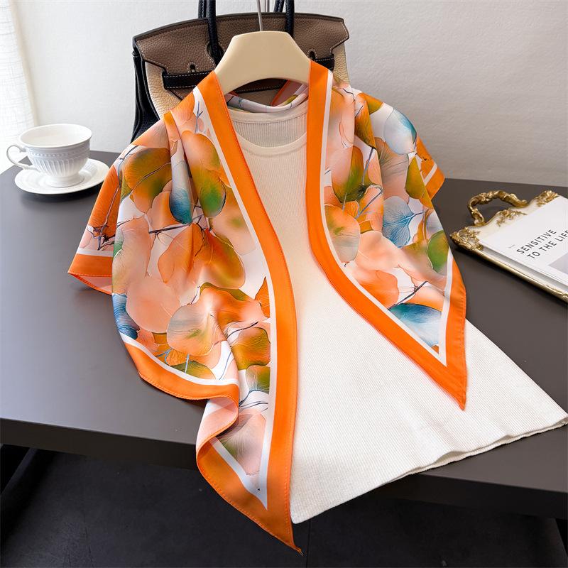 Colorful Leaf Triangle Scarf Simulation Silk Printing Sunscreen Shawl Waist Scarf Silk Scarf Scarf Headscarf Women