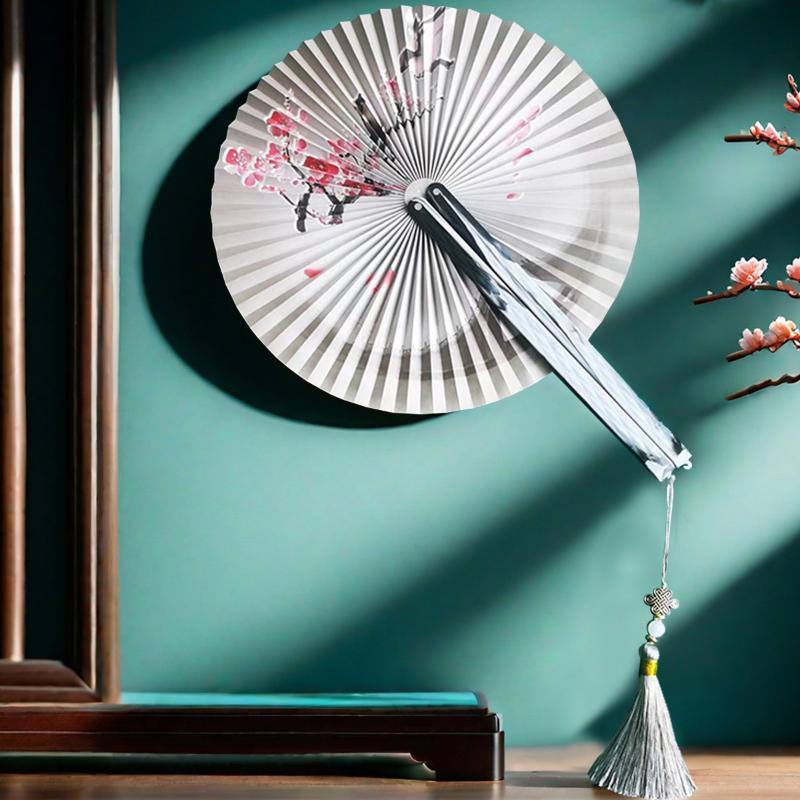 Opvouwbare Handwaaier Paars Rond Bloemen Vlinderprint met Kwastje Draagbaar Zomeraccessoire voor Cosplay Strandvakanties