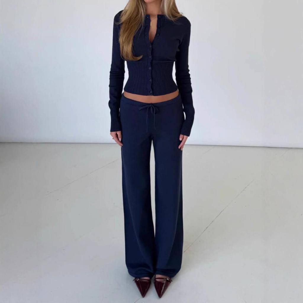 Completo Maglia Cardigan e Pantaloni Punto Croce Slim Fit Primavera Inizio 2026