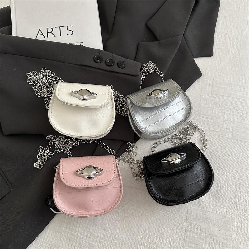 2025 Autumn New Retro Casual Mini Oblique Span Small Square Bag Simple Casual Bag Fashion Trend Shoulder Bag