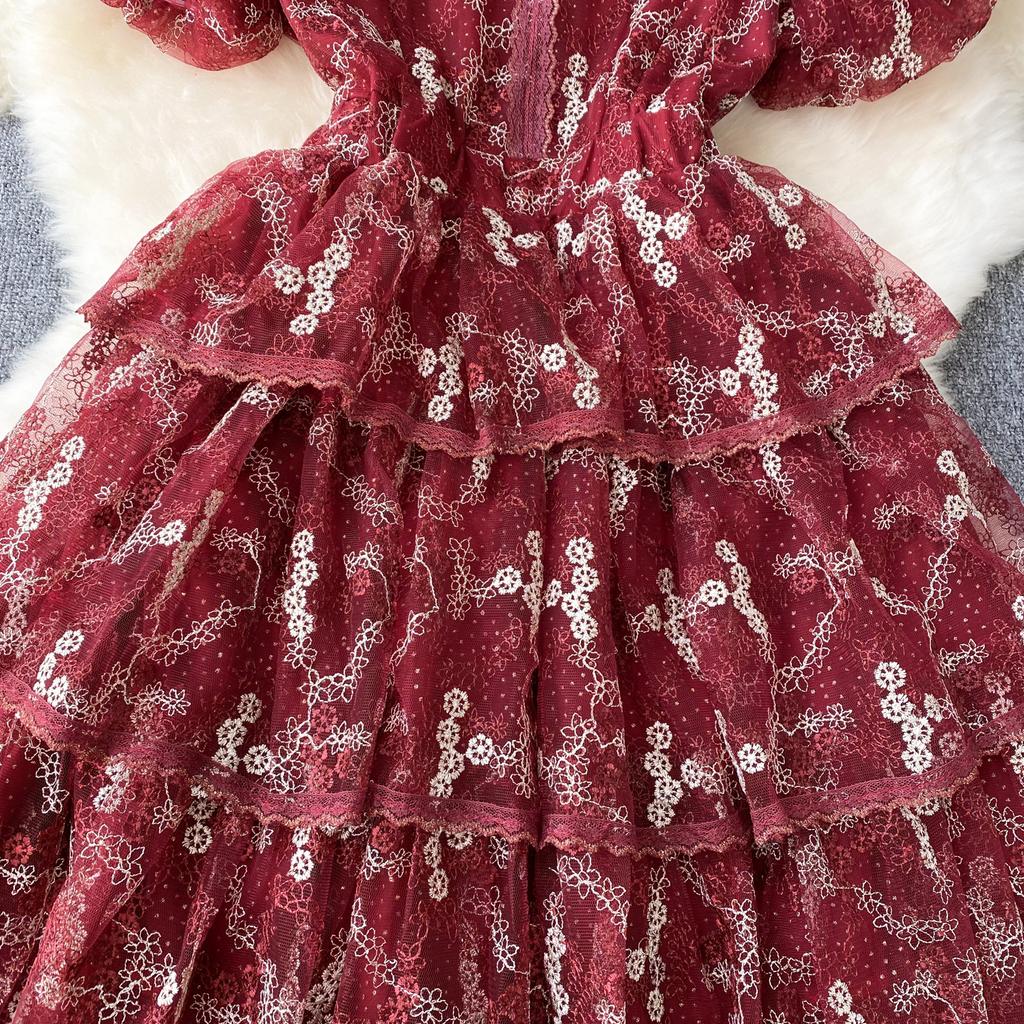 Summer Lace Hook Flower Embroidered Bubble Sleeve Dress for Womenfashion Slim Waist Dress Female A-line Cake Party Retro Dress