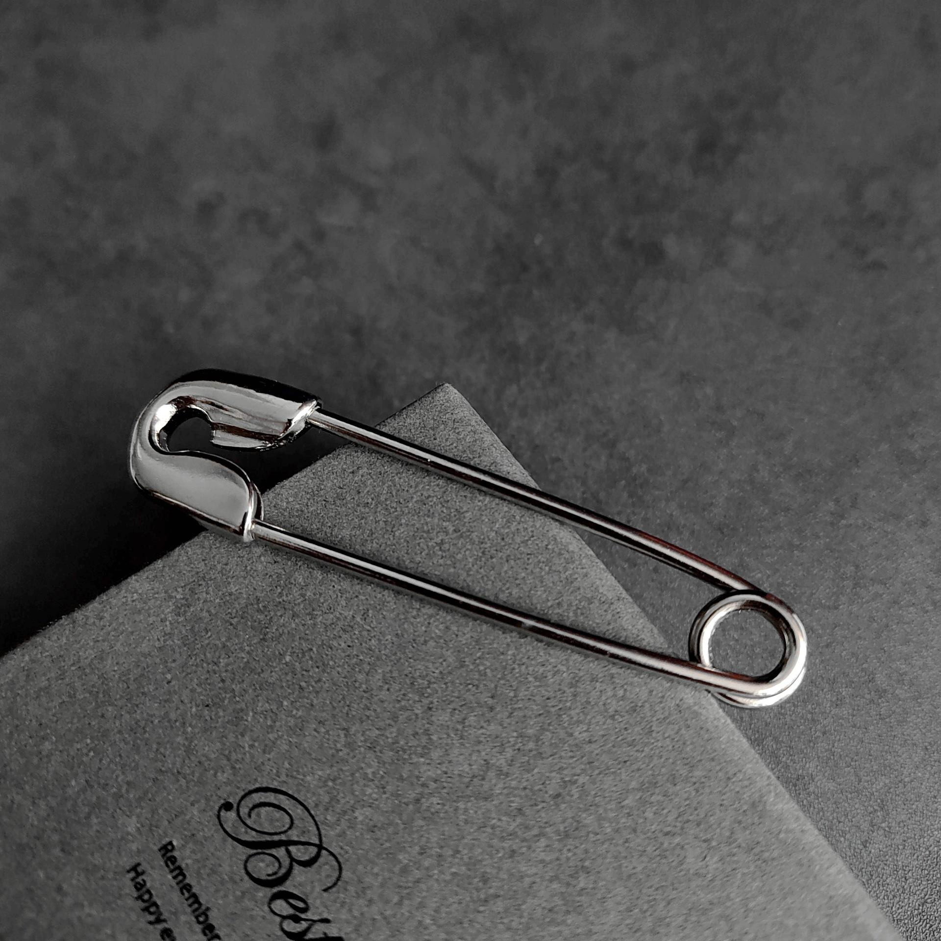 

Модные большие булавки для одежды Гладкие металлические безопасные булавки Джинсы Платье Шарф Регулируемые булавки 75MM*18MM