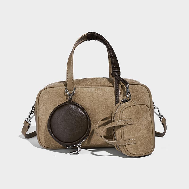 2025 New Fashion Commuting Handbag, Niche High-End Large Capacity Shoulder Crossbody Boston Pillow Bag