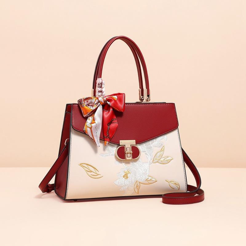 New Genuine Leather Women's Bag Chinese Style Embroidery Middle-aged Married Bride Mother-in-law Bag