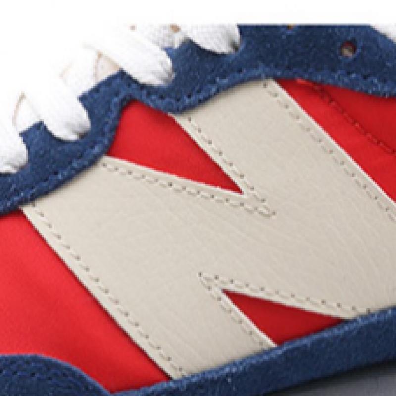 New Balance 237 Red
