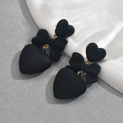 2025 New Style Women's Earrings Niche Black Love Design Versatile High-end Stud Earrings Women's Fashion