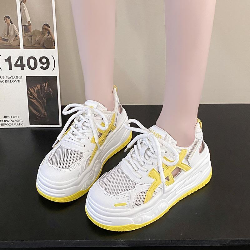 Thick-soled mesh white shoes women's summer new hollow breathable inner height increase casual board shoes net shoes muffin shoes