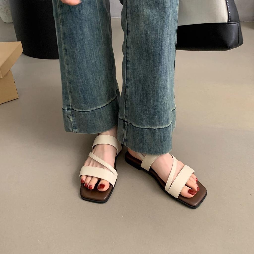 Open-toed sandals women's summer wear 2025 new Korean version retro fairy style one-word buckle belt soft flat-soled Roman shoes