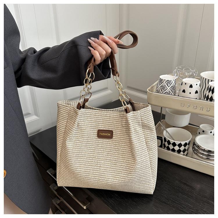 

2025 новый классный студенческий рюкзак для поездок на работу, универсальный, большой вместимости, повседневный, модный, текстурный, большая сумка-тоут для женщин бежевый