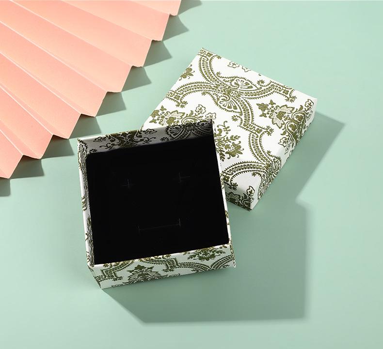 Bowknot Jewelry Box for Necklaces, Pendants, Bracelets, Rings, and Earrings - Gift Packaging and Storage Bag