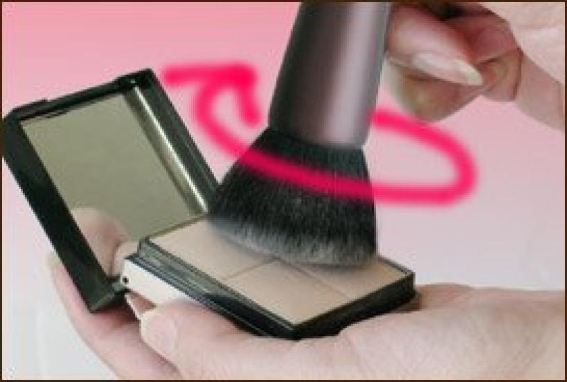 Makeup Brush Cosmedo Kumano Brush Makeup Brush for Powder Foundation Face Brush Type Powder In Makeup Takumi's (Short Brush) Sokoho+Hakusenho [Made