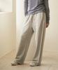 Iteoneolmomeonteu Cutting Line Sweatpants _ Gray