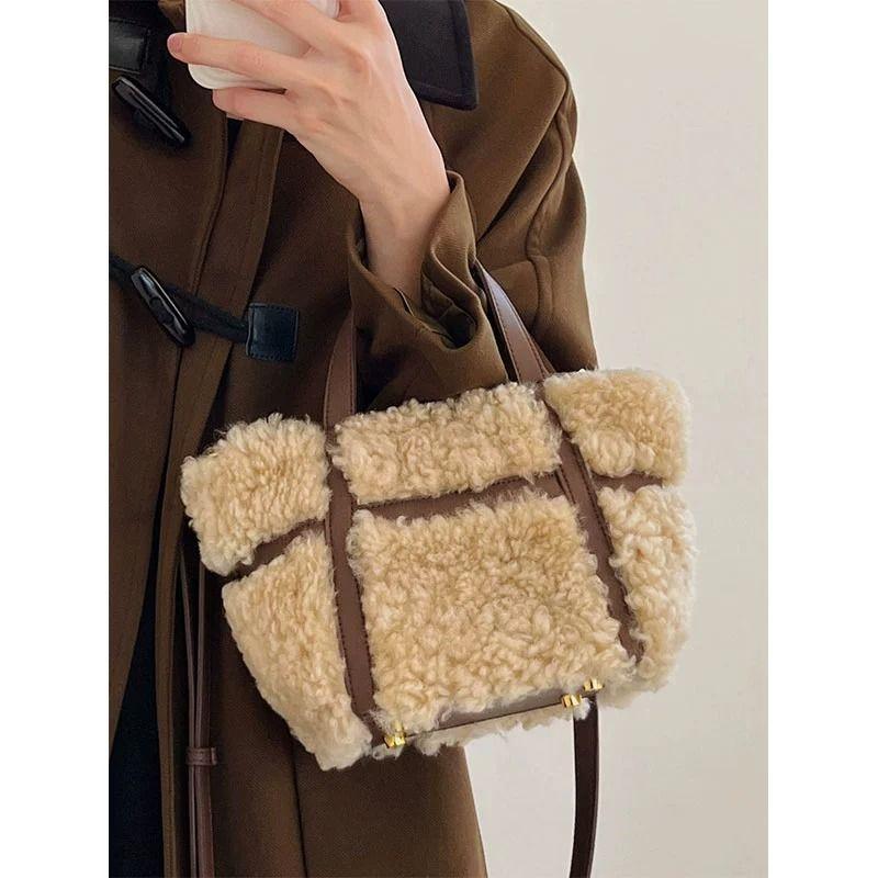 Handheld Plush Bag Autumn/Winter Lamb Wings French Small Commuter One Shoulder Crossbody Bags