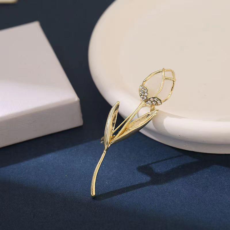 Korean Luxury Tulip Pearl Flower Brooch - Elegant High-End Women's Accessory
