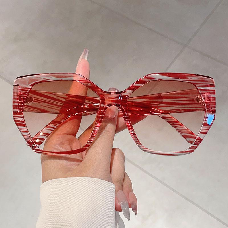 Polygon Design Black Shades Ins Brand Gradient Ladies Sunglasses New In Women Fashion Sun Glasses for Driving Beach