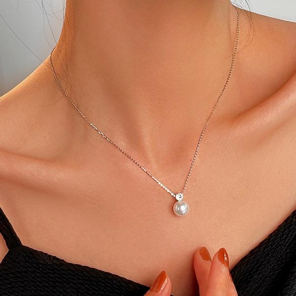 

Новое ожерелье с подвеской из искусственного жемчуга, легкое роскошное темпераментное ожерелье с микроинкрустацией из белого камня, женские украшения, подарки для девушки на вечеринке